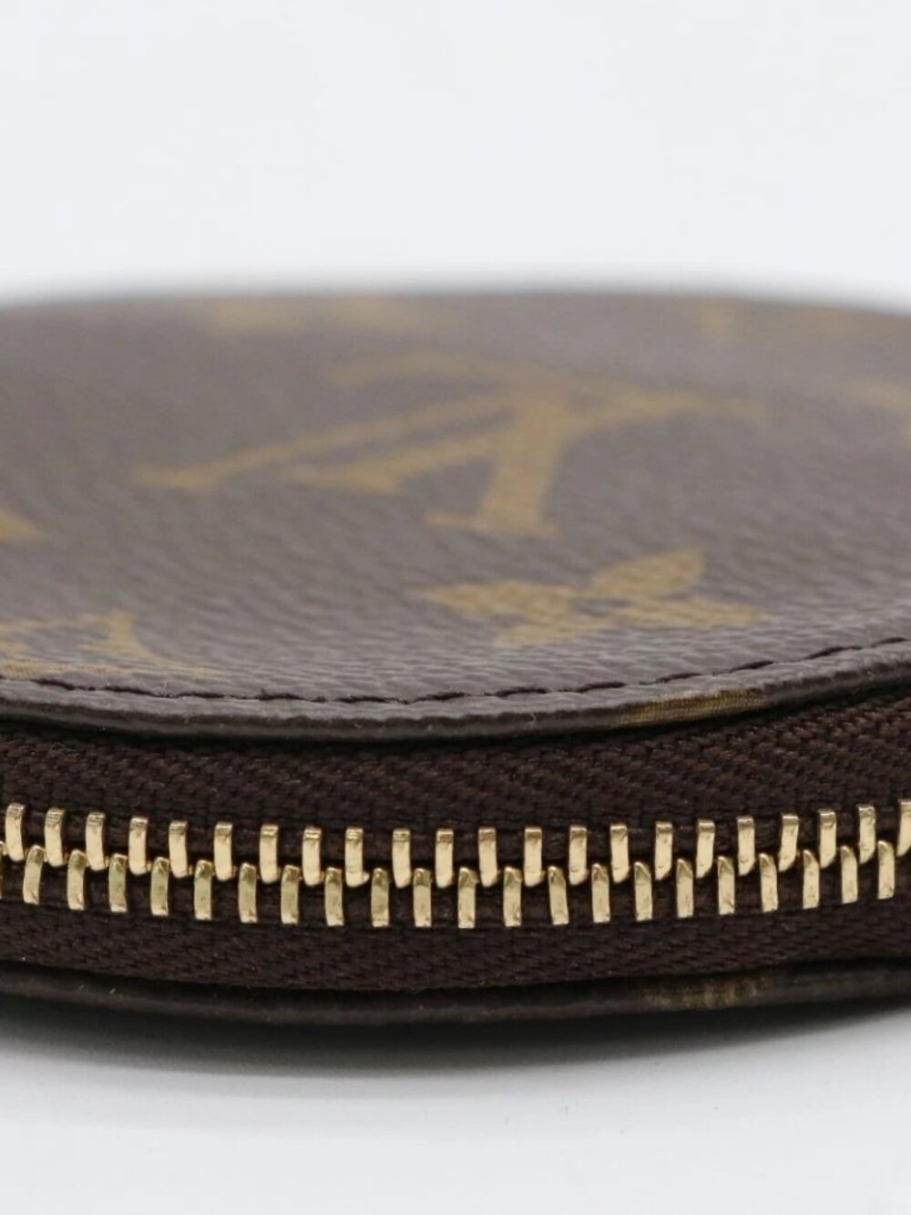 Louis Vuitton Monogram Round Coin Purse Wallet - Brown - Picture 14 of 16
